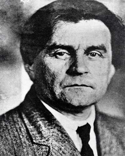 художник Казимир Малевич